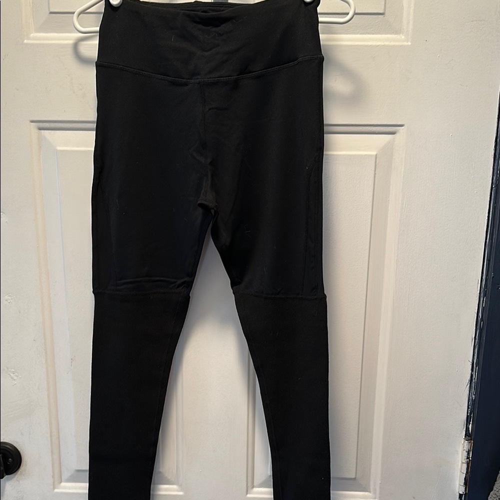 MOTION by Coaliston designed in Los Angeles Black High-Waisted Leggings